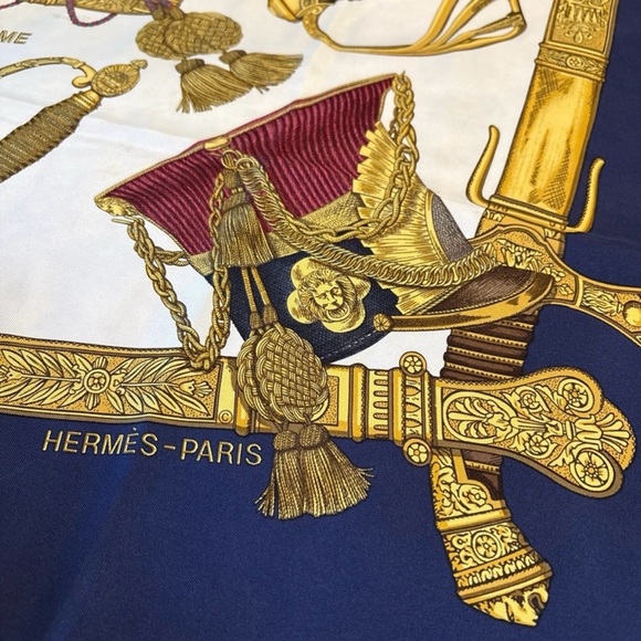 Hermès Grand Uniforme Silk Scarf - Picture 2 of 11